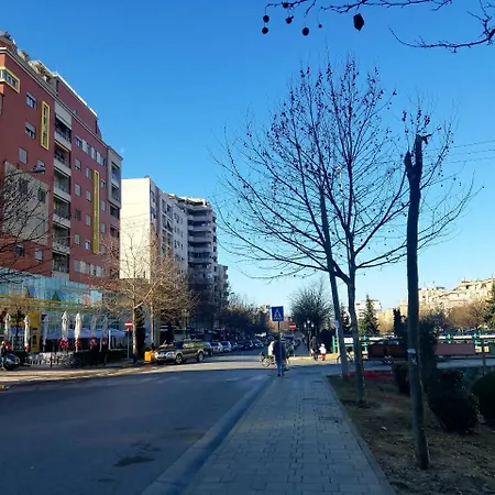 Angie's Shared Tam Kwatera prywatna Tirana