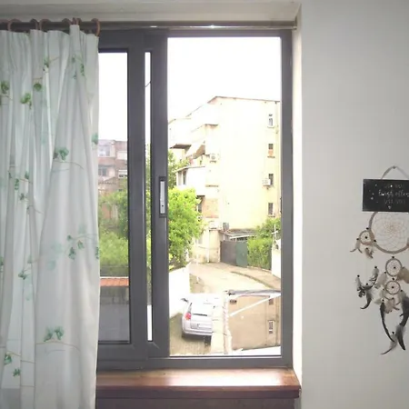 Kwatera prywatna Angie's Shared Tam Tirana