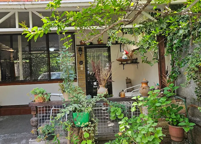 Δωμάτια σε οικογενειακή κατοικία Angie's Shared Tam