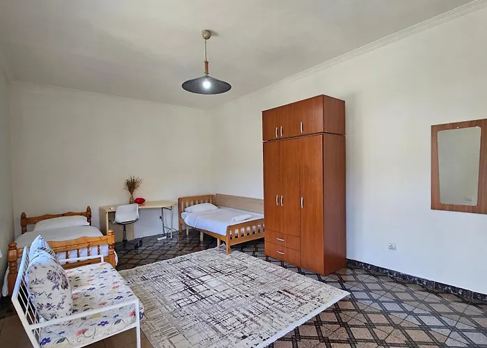 Δωμάτια σε οικογενειακή κατοικία Angie's Shared Tam *