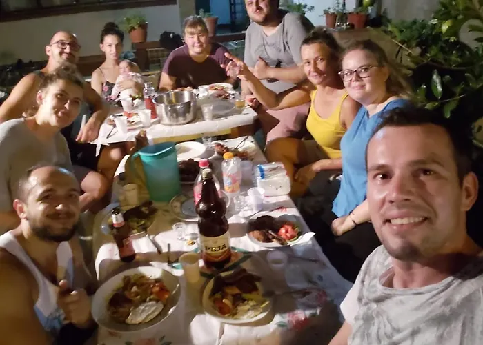 Angie's Shared Tam Δωμάτια σε οικογενειακή κατοικία