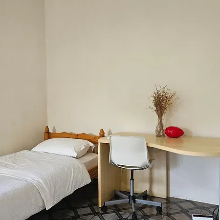 Angie's Shared Tam Pansiyon