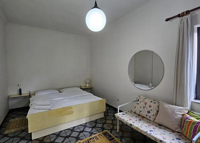 Angie's Shared Tam Pansiyon